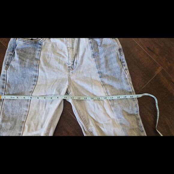 Pacsun Stylish Two-Tone Denim Mom Jeans Size 26 - Picture 11 of 12